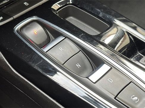 Used 2023 Chevrolet Bolt EUV Premier w/ Sun & Sound Package image 32