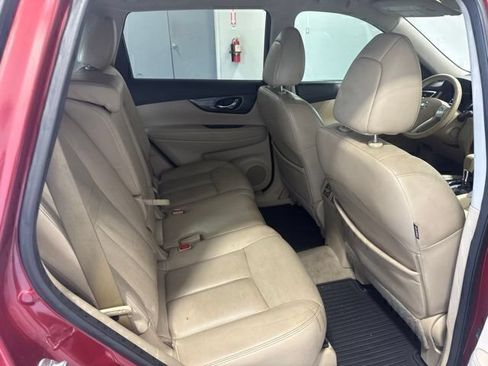 Used 2015 Nissan Rogue SL FWD image 23