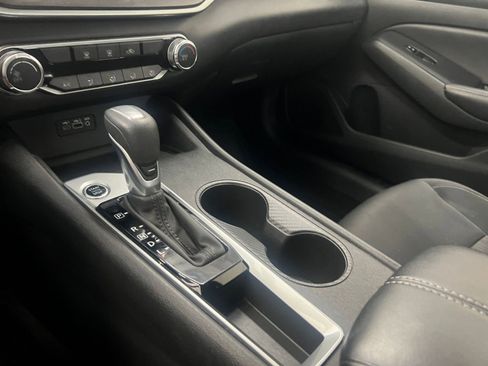 Used 2025 Nissan Altima 2.5 SV image 37