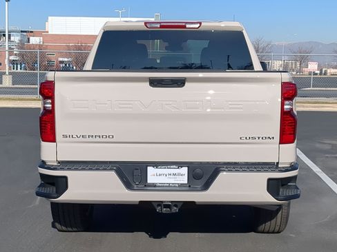 New 2026 Chevrolet Silverado 1500 Custom image 4