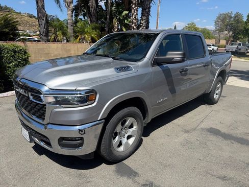 Used 2025 RAM 1500 Big Horn AWD/4WD image 6