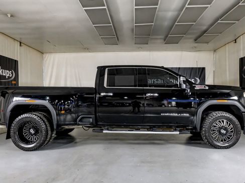 Used 2023 GMC Sierra 3500 Denali w/ Denali Ultimate Package AWD/4WD image 6