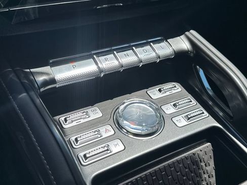 New 2026 Lincoln Nautilus Reserve AWD/4WD image 30