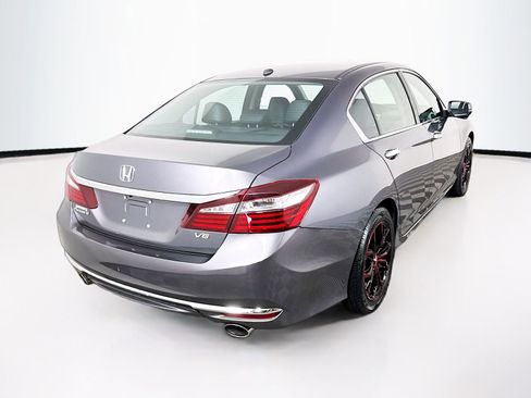 Used 2017 Honda Accord EX-L image 7