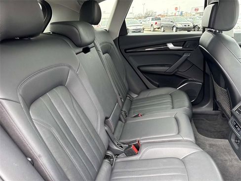 Used 2020 Audi Q5 2.0T Premium w/ Convenience Package image 20