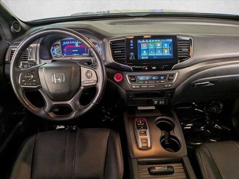 Used 2023 Honda Passport TrailSport image 24