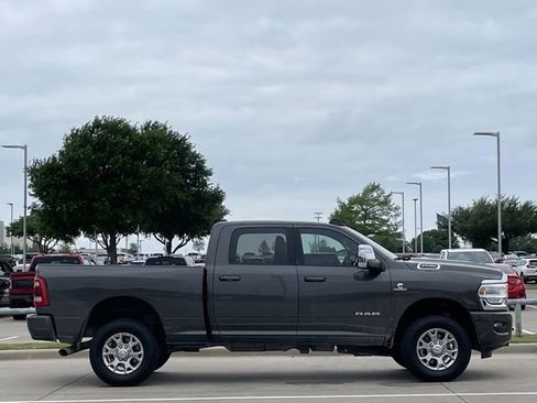 Used 2024 RAM 2500 Laramie AWD/4WD image 3