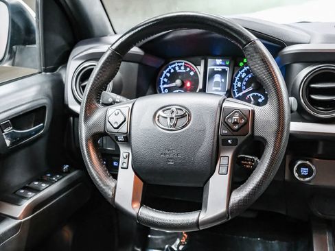 Used 2023 Toyota Tacoma TRD Sport RWD image 19