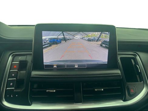 Used 2021 Chevrolet Tahoe Z71 image 27