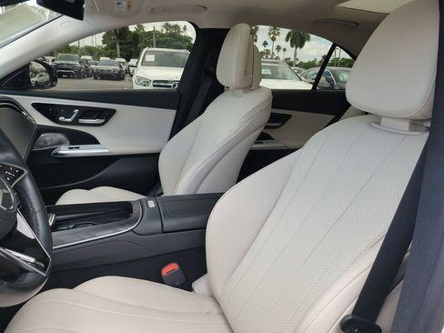 Certified 2024 Mercedes-Benz E 350 4MATIC Sedan image 23