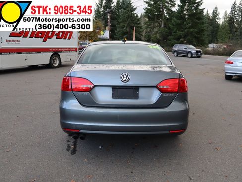 Used 2012 Volkswagen Jetta SE image 7