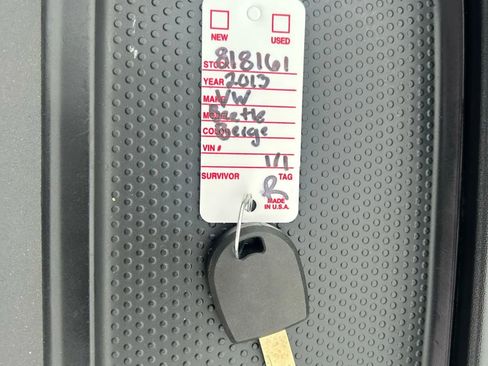 Used 2013 Volkswagen Beetle 2.5 image 23