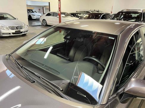 Used 2021 Toyota Camry SE w/ Convenience Package image 22