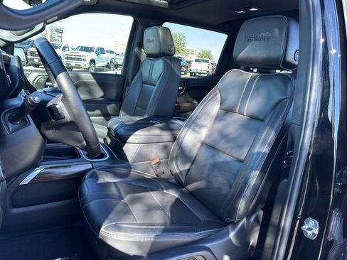 Used 2022 Chevrolet Silverado 1500 High Country w/ Technology Package image 20