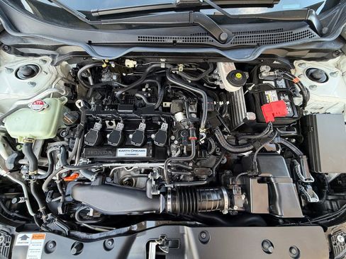 Used 2019 Honda Civic EX image 9