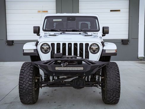 Used 2020 Jeep Gladiator Rubicon AWD/4WD image 3