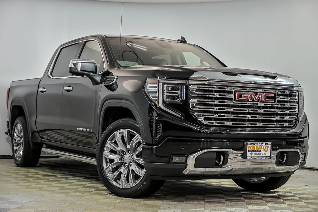 Used 2023 GMC Sierra 1500 Denali AWD/4WD image 1