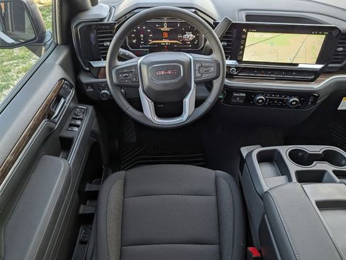 New 2026 GMC Sierra 1500 Elevation image 11