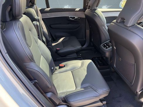 New 2026 Volvo XC90 B6 Ultra w/ Protection Package image 28