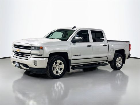 Used 2017 Chevrolet Silverado 1500 LTZ Z71 w/ LTZ Plus Package image 3