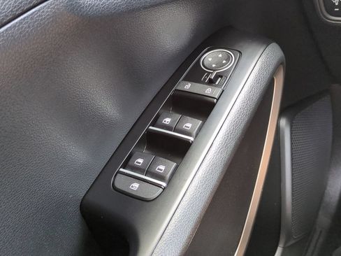 Certified 2025 Kia Soul LX w/ LX Technology Package FWD image 22