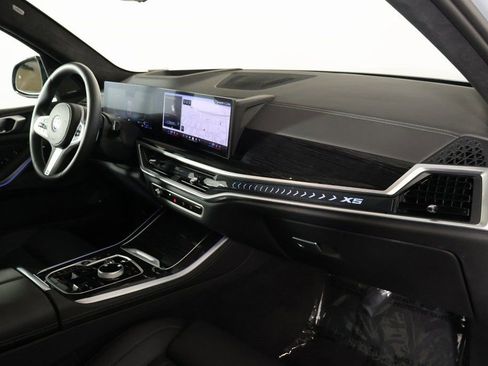 Used 2024 BMW X5 xDrive50e w/ Executive Package image 9