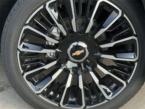 New 2026 Chevrolet Tahoe High Country image 8