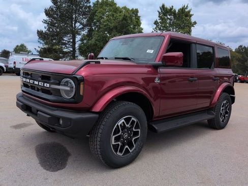 New 2026 Ford Bronco Outer Banks AWD/4WD image 7