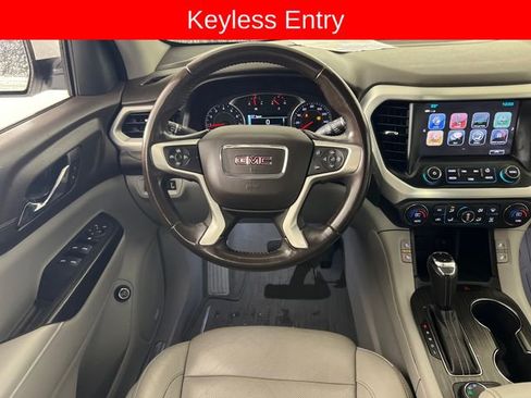 Used 2019 GMC Acadia SLT image 15