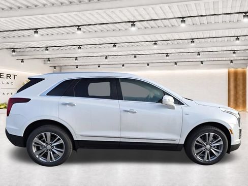 New 2026 Cadillac XT5 Premium Luxury w/ Driver Assist Package FWD image 12