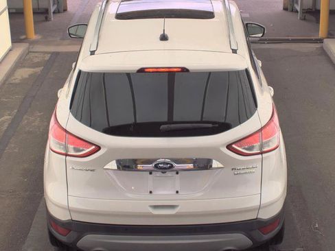 Used 2016 Ford Escape Titanium w/ Equipment Group 301A FWD image 5
