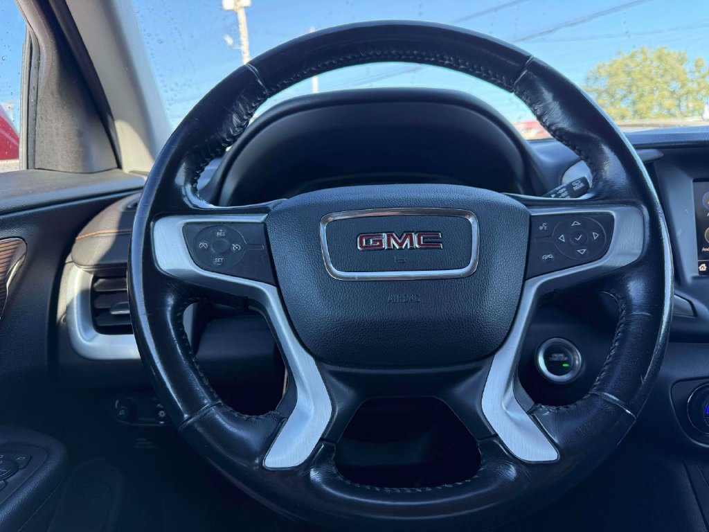 Used 2018 GMC Terrain SLE w/ Driver Convenience Package AWD/4WD image 17