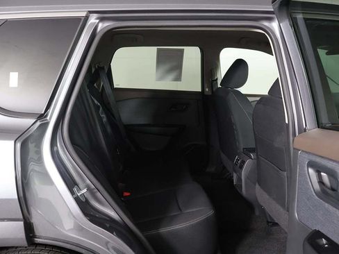Used 2023 Nissan Rogue S AWD/4WD image 28