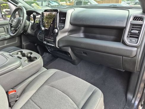 New 2027 RAM 2500 Tradesman AWD/4WD image 17