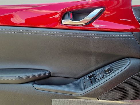 New 2025 MAZDA MX-5 Miata Grand Touring w/ Appearance Package image 19