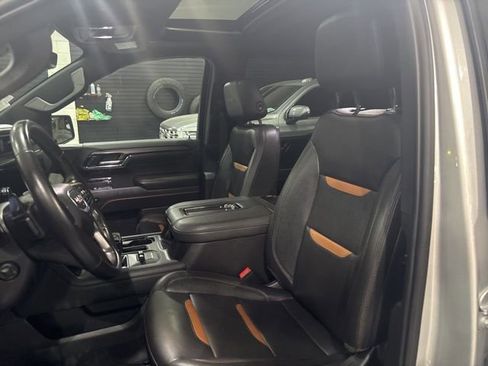 Used 2022 GMC Sierra 1500 AT4 w/ Technology Package AWD/4WD image 14