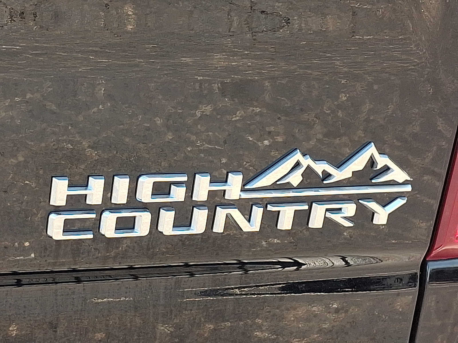 Used 2023 Chevrolet Silverado 1500 High Country w/ High Country Premium Package AWD/4WD image 29