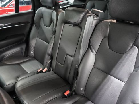 Used 2018 Volvo XC90 T6 Momentum w/ Convenience Package AWD/4WD image 16