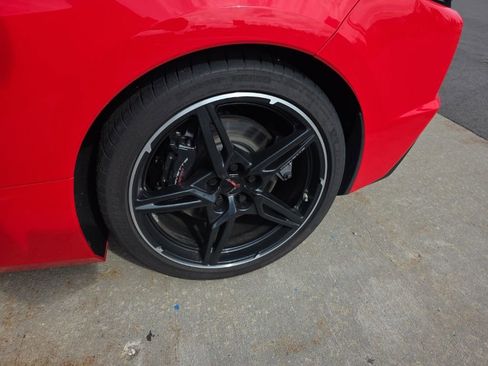 Used 2024 Chevrolet Corvette Stingray Premium Cpe w/ Z51 Performance Package RWD image 5