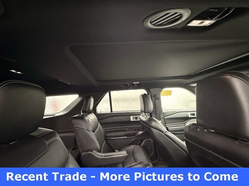 Used 2020 Ford Explorer ST w/ Premium Technology Package image 17
