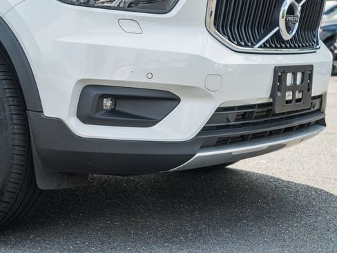 Used 2021 Volvo XC40 T5 Momentum w/ Premium Package AWD/4WD image 15