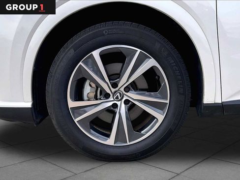 Used 2024 Lexus RX 350 Premium w/ Accessory Package (Z1) FWD image 9