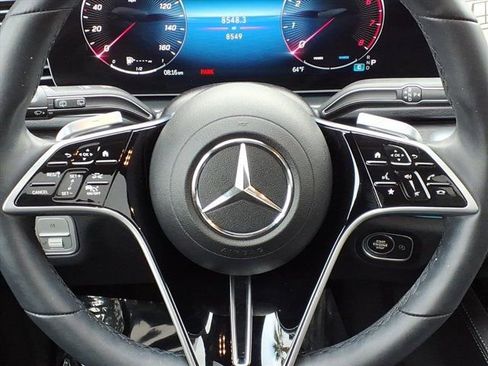 Used 2025 Mercedes-Benz GLS 450 4MATIC image 8