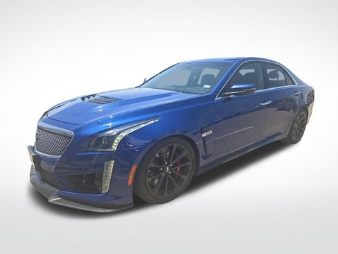 Used 2019 Cadillac CTS V w/ Carbon Fiber Package RWD image 2