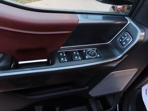 Used 2023 Ford F150 Lariat w/ Equipment Group 502A High image 26