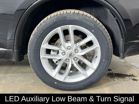 Used 2024 Dodge Durango GT image 34