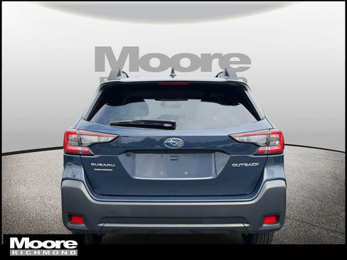 Certified 2025 Subaru Outback Premium AWD/4WD image 4