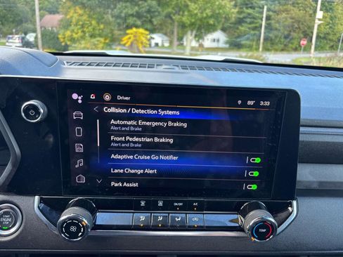 Used 2023 Chevrolet Colorado Trail Boss w/ Technology Package image 26