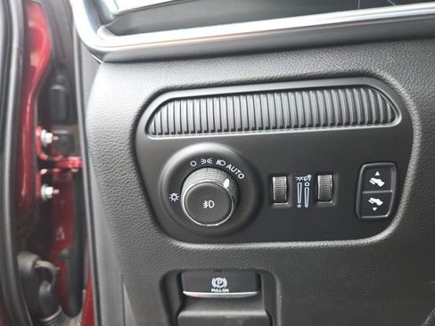 Used 2024 Jeep Wagoneer Series II w/ Convenience Group I image 40