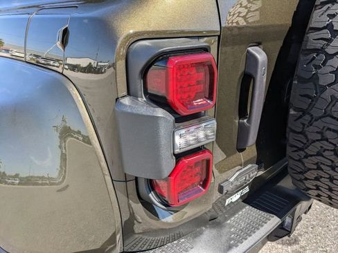 New 2026 Ford Bronco Raptor AWD/4WD image 11